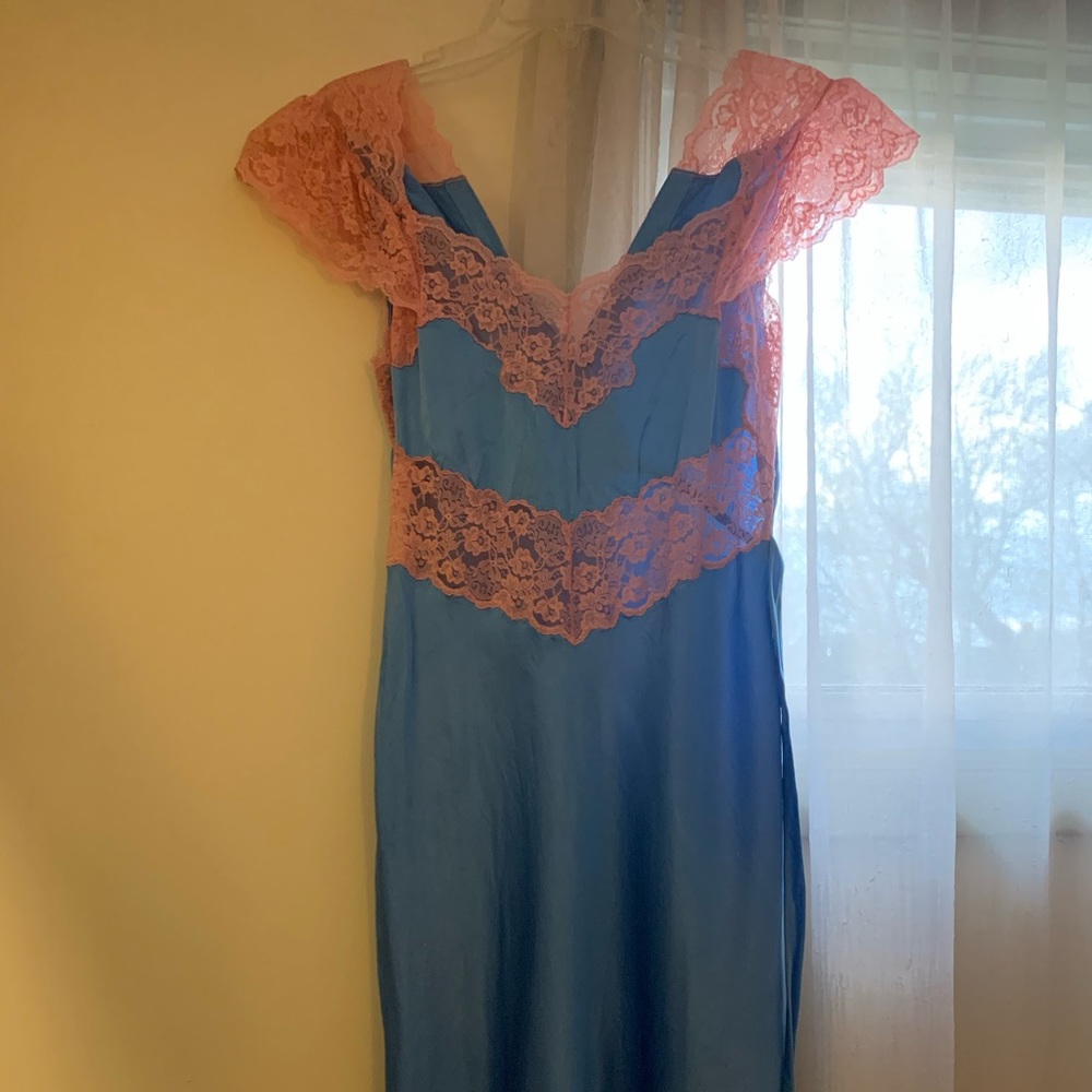 Betsey Johnson Dress in Size small